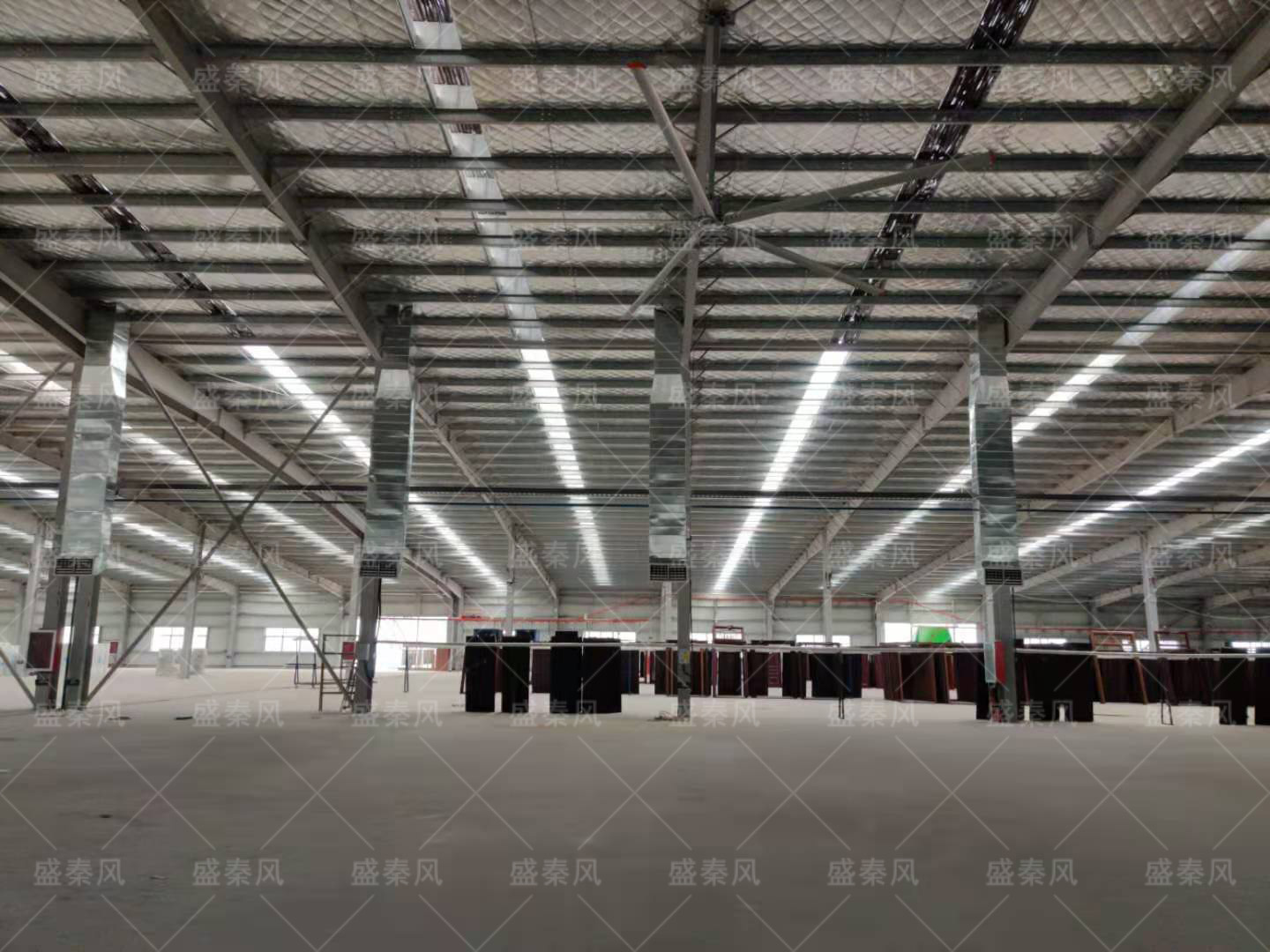 高溫車間降溫通風(fēng)，改善環(huán)境與空氣質(zhì)量使用什么降溫解決方案？