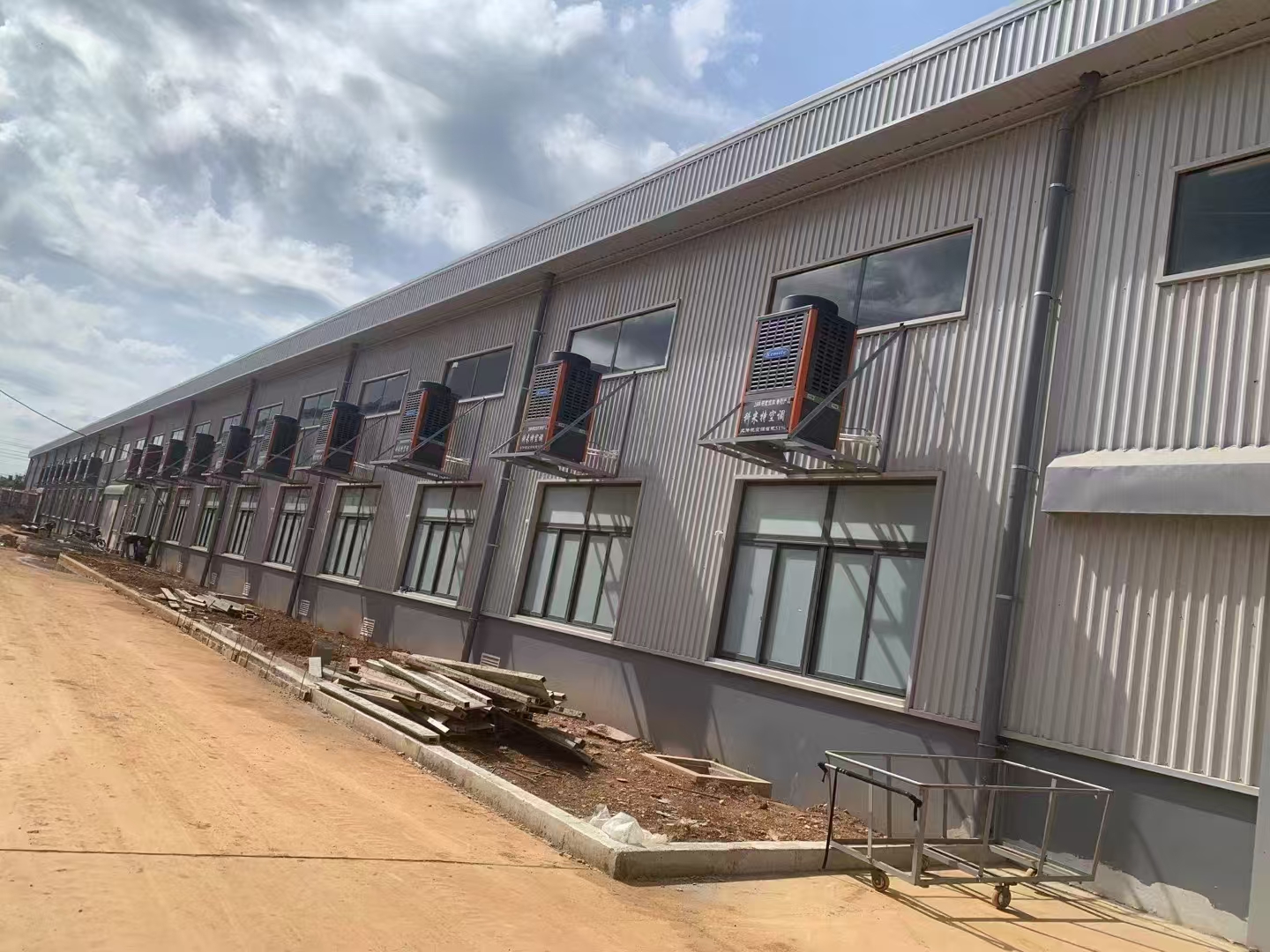在工業(yè)廠房降溫方面工業(yè)省電空調(diào)的降溫效果如何？