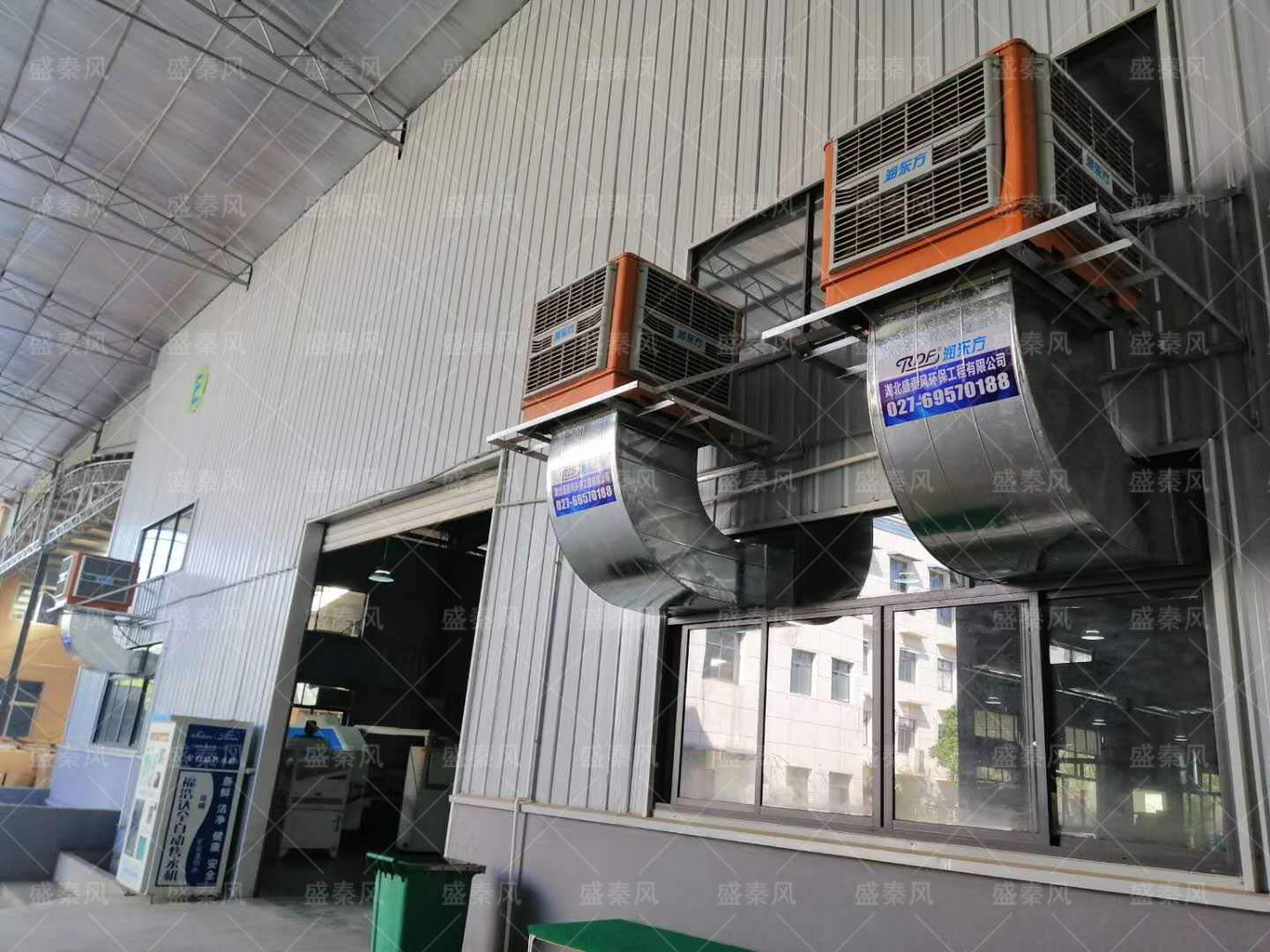 夏季敞開的車間的高溫問題怎么解決？用什么車間降溫設(shè)備
