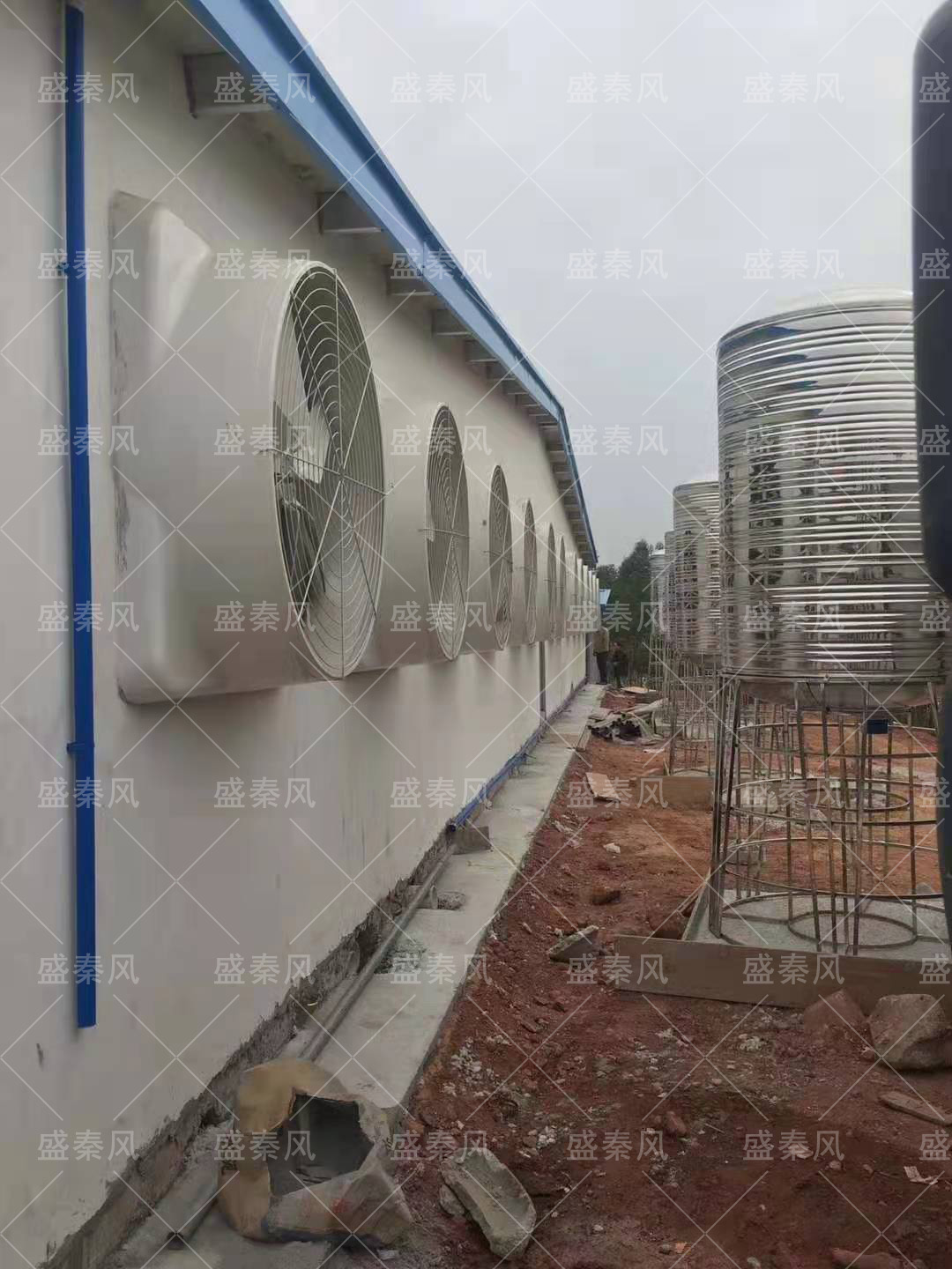 如何選擇廠房通風(fēng)設(shè)備的負壓風(fēng)機？從哪些方面入手
