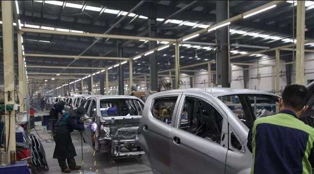 工業(yè)大吊扇通風降溫對汽車制造車間環(huán)境的改善哪些？